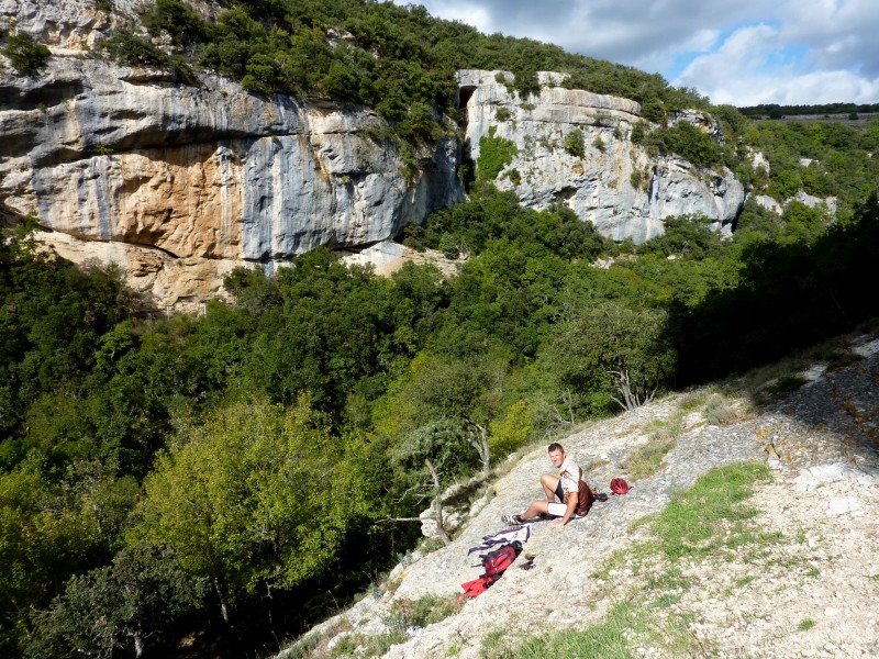 #8 Fougasse en terrasse : On lézarde au soleil au dessus du sentier des Gorges Fougasse en terrasse : On lézarde au soleil au dessus du sentier des Gorges