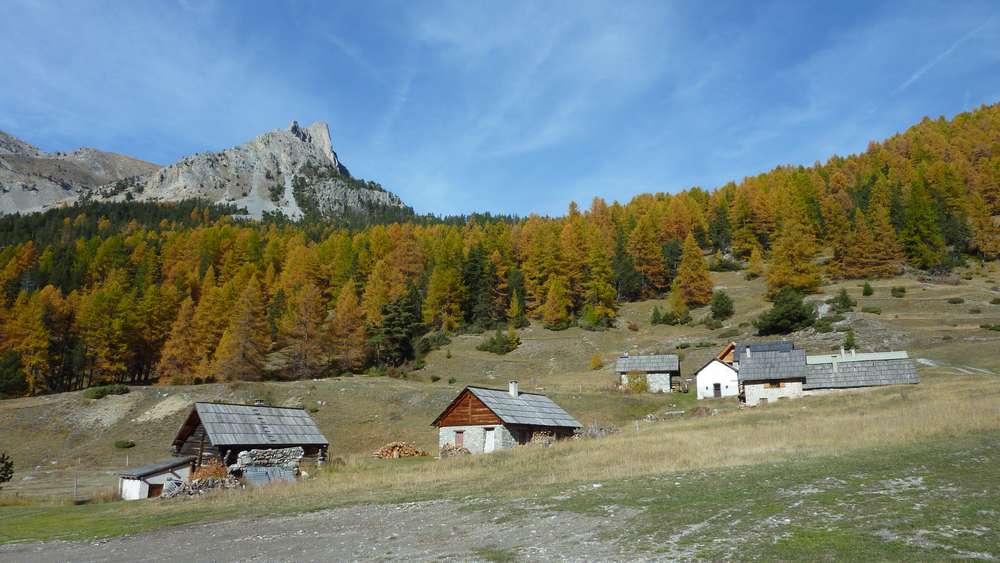 #17 Chalets des Acles : pas ame qui vive dans ce vallon aujourd Chalets des Acles : pas ame qui vive dans ce vallon aujourd'hui