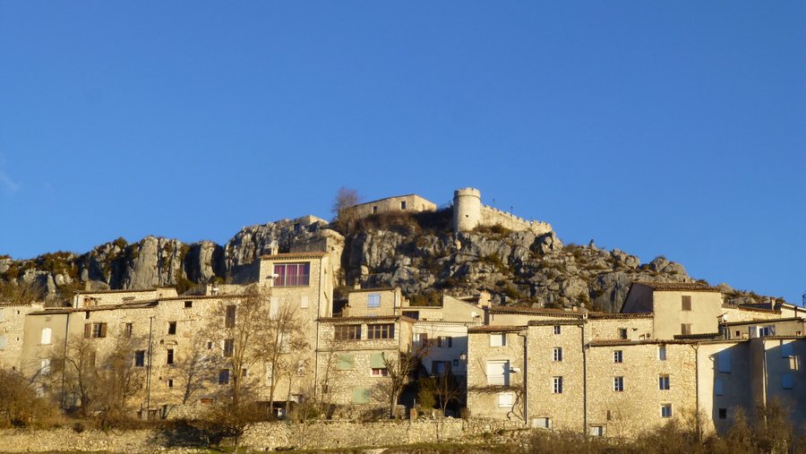 #1 Trigance : Magnifique village médiéval Trigance : Magnifique village médiéval