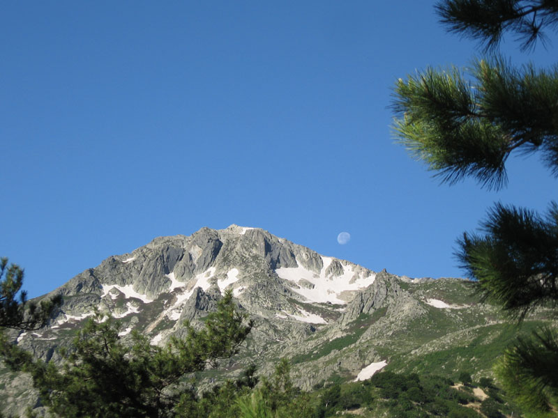 Renoso : Coucher de lune sur le Monte Renoso