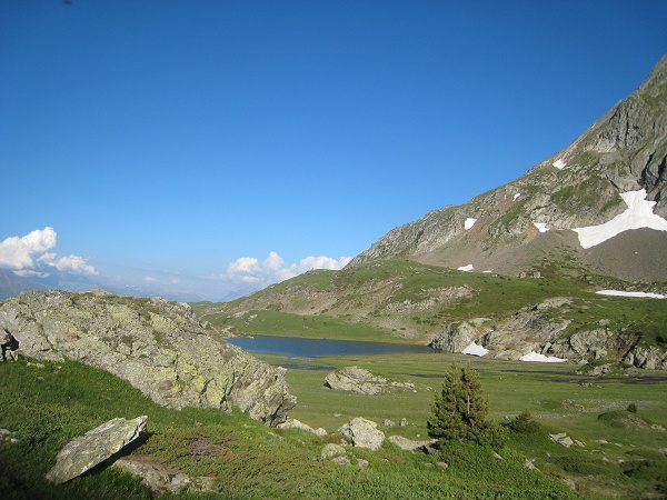 #2 Bucolique : La haut tout est vert, et un peu d Bucolique : La haut tout est vert, et un peu d'eau ça fait du bien par cette chaleur !