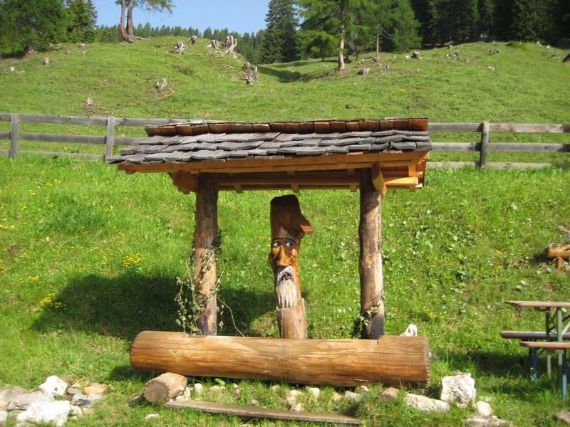 #1 Sarlhütte : Et sa fontaine ;-)) Sarlhütte : Et sa fontaine ;-))
