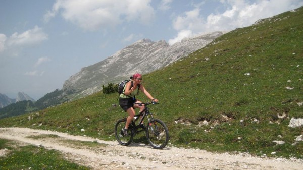 #10 Piste : Sur fond de Pic du Vallandro Piste : Sur fond de Pic du Vallandro