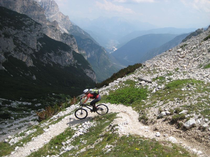 #11 Epingle ludique : On se fait plaisir mais sans lacher les watts : trop caillouteux et gravilloneux... Epingle ludique : On se fait plaisir mais sans lacher les watts : trop caillouteux et gravilloneux...