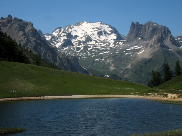 Col des Thures : Bien blanc le Mont Thabor cette année