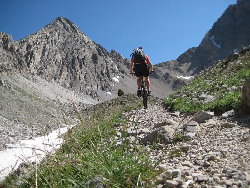 #2 Grand Peygu : ça roule plutôt pas mal avant le portage. Grand Peygu : ça roule plutôt pas mal avant le portage.