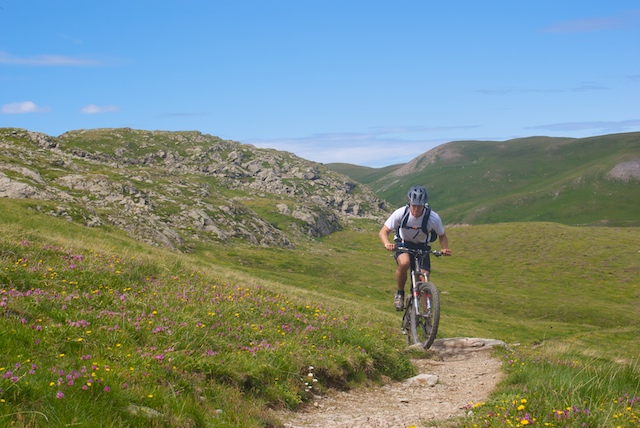 #2 Dans le rouge : Gaétan qui s Dans le rouge : Gaétan qui s'essoufle un peu avant le col du Souchet
