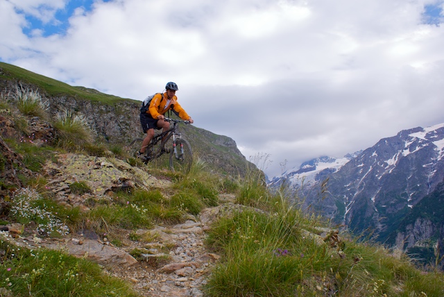 #7 Descente des Clots : Concentré, souple sur les jambes... Descente des Clots : Concentré, souple sur les jambes...