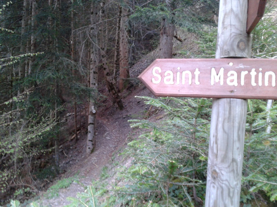 #3 Traversée single : Balisage "Saint Martin" pour rejoindre le chalet des Nants. Attention à l Traversée single : Balisage "Saint Martin" pour rejoindre le chalet des Nants. Attention à l'expo !