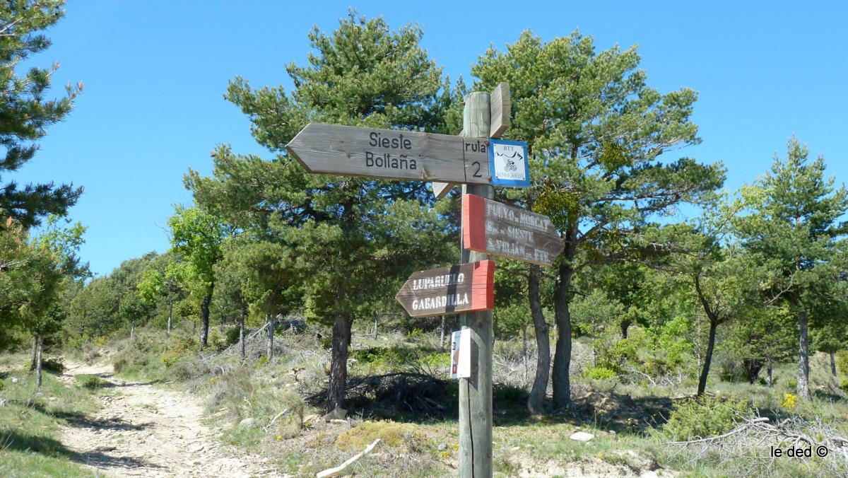 #5 Fuente Morcat-Rio Ena : Arrivée du sentier venant de Morcat. Fuente Morcat-Rio Ena : Arrivée du sentier venant de Morcat.