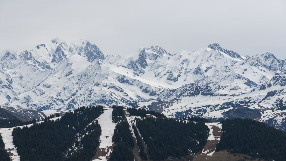 Côté Mont-Blanc : les faces N côté Miage ont l'air bien blanches