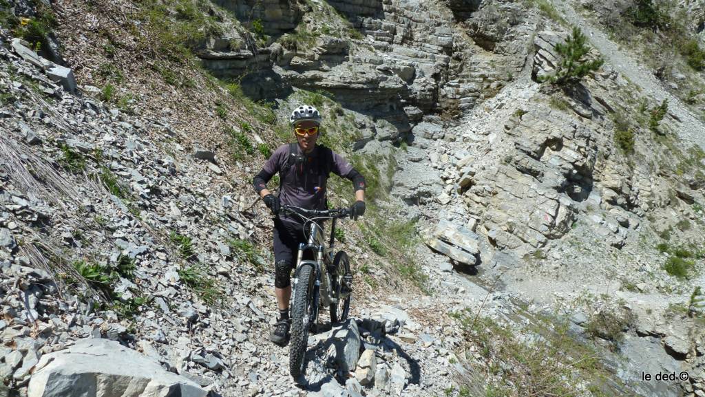 Sentier des Gardes : Prudence est de mise sur certaines portions exposées