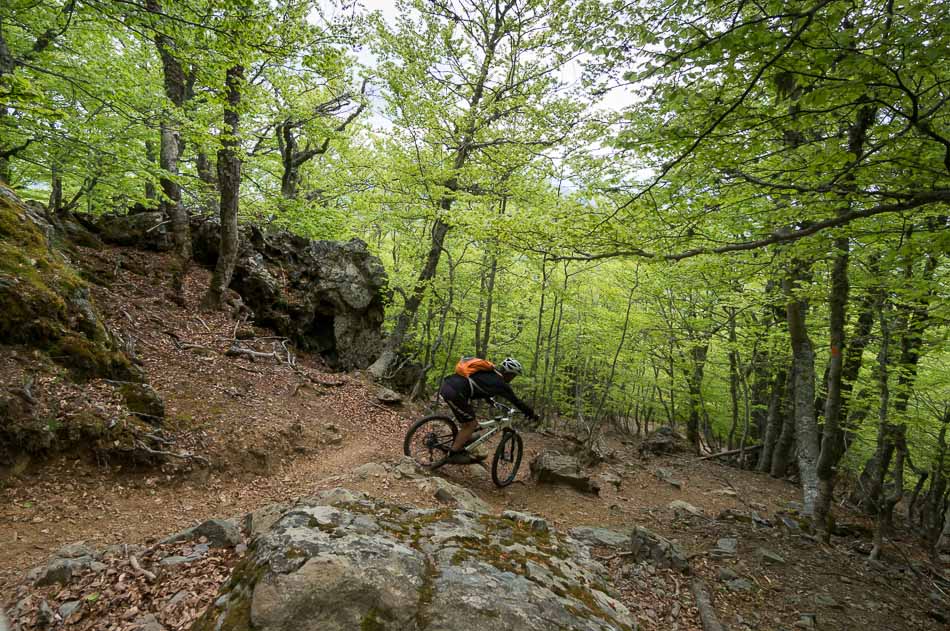 Descente du San Petrone : Bon T4 avec le haut NR, puis rapide