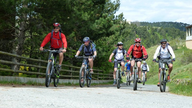 Ouf, enfin on roule : C'est bien la mobilité douce pour les raids mais cela consomme un peu de temps... et d'ajustements