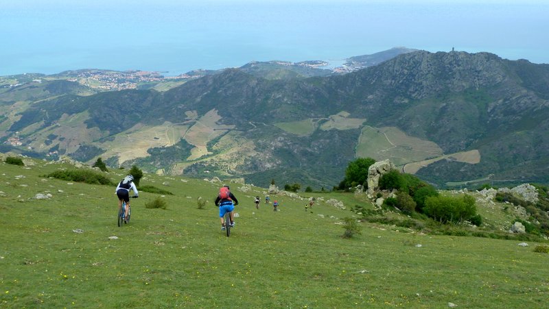 Catalunyabunga : Feu, on file au chemin de l'eau dré dans le pentu! C'est un peu comme dans les Alpes des fois!