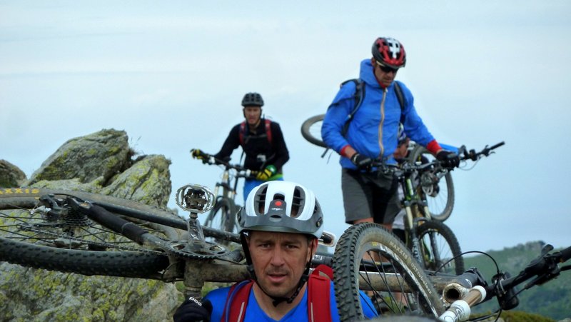 #7 La plus grosse bosse portage : Un bon raid a toujours son ou ses portages La plus grosse bosse portage : Un bon raid a toujours son ou ses portages