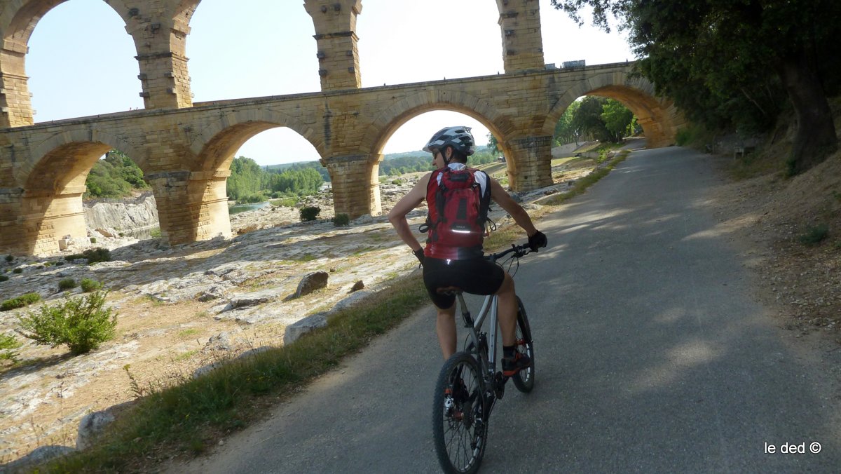 le Pont du Gard : un des points clefs de la balade concoctée par nos 4 Sudistes, j'ai nommé Alain, Henri, Kakou et Nono.