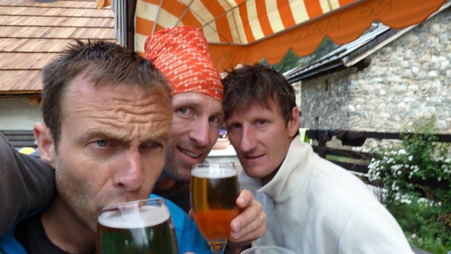 #21 Glups : Ding ding ding, happy hour! Glups : Ding ding ding, happy hour!