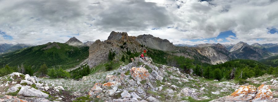 Panoramique : Sous le rocher de Barrabas