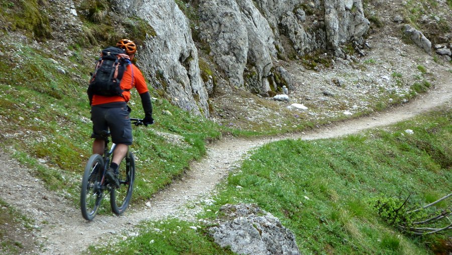 Col des Acles NO : Cela se régale sous le sommet du Guion