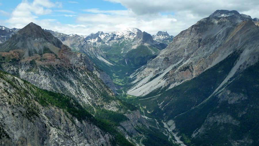 #8 Vallée étroite et Thabor : Quelle vue sur le massif du Thabor Vallée étroite et Thabor : Quelle vue sur le massif du Thabor