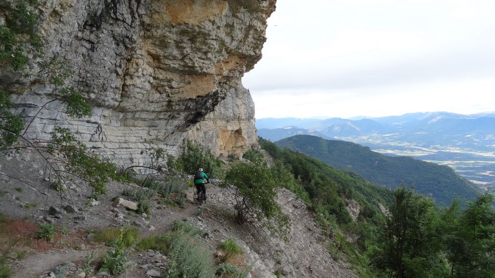 Sentier balcon : le temps se maintient