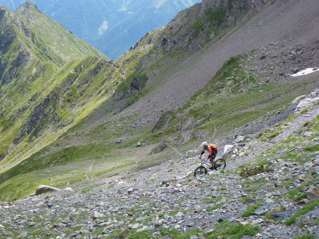 #12 Au dessus de la Pierre Luminet : Belle ambiance Au dessus de la Pierre Luminet : Belle ambiance