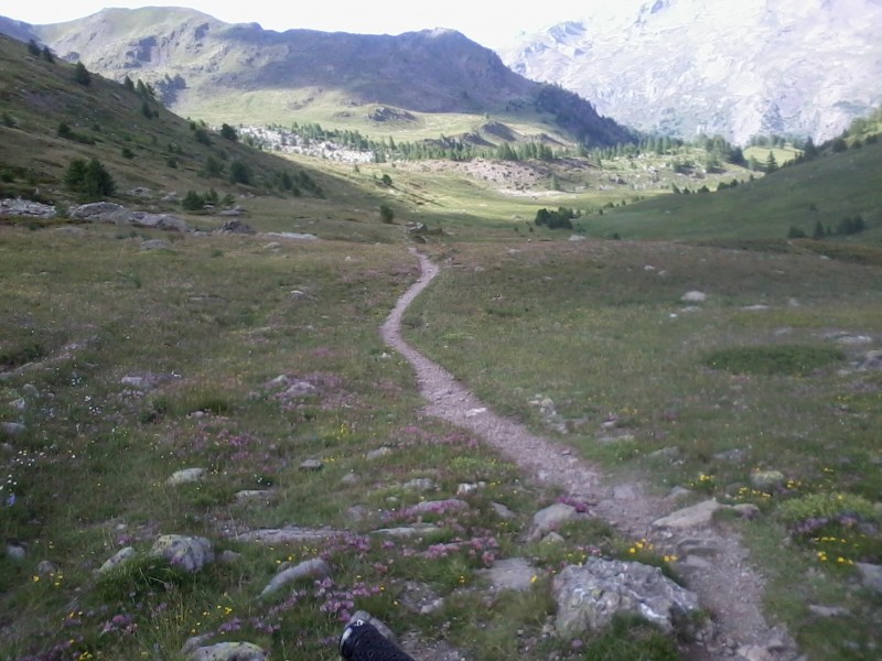 Descente du col de Buffère : Bientôt le refuge et la bière