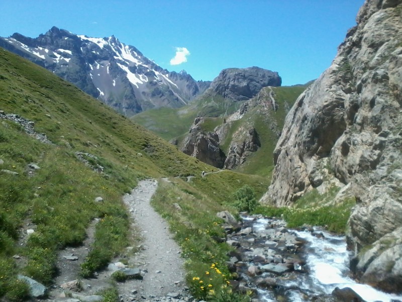 #3 Arrivée sur l Arrivée sur l'Alpe du Lauzet : C'est pourri j'vous dit ! faut pas y aller !