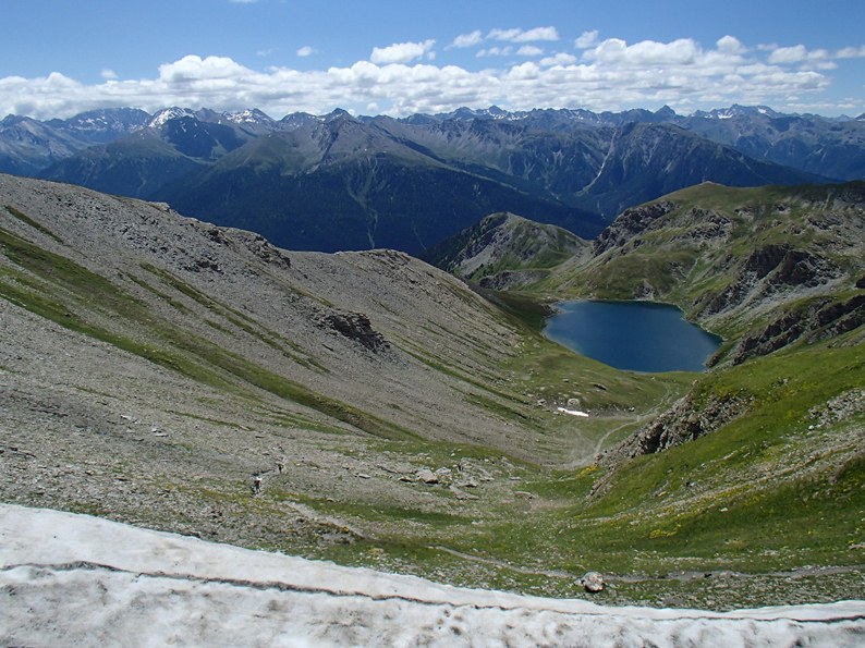 #4 Portage : Court mais raide portage au dessus du lac Portage : Court mais raide portage au dessus du lac