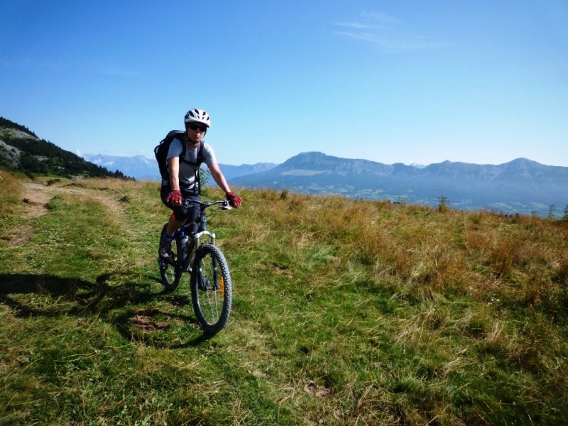 #8 Le Claus : avant une petite descente vers Lauzerot Le Claus : avant une petite descente vers Lauzerot