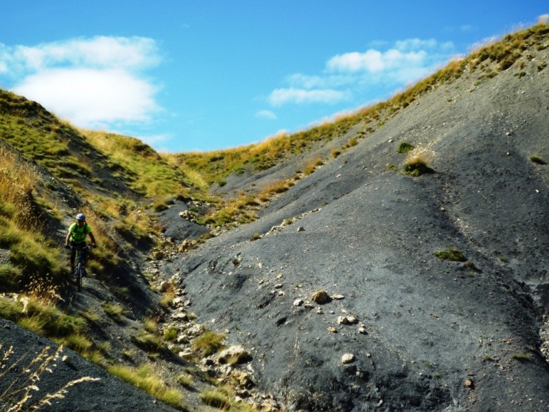 Col de Clapouse : la suite de la descente est très différente de ce début dans une robine