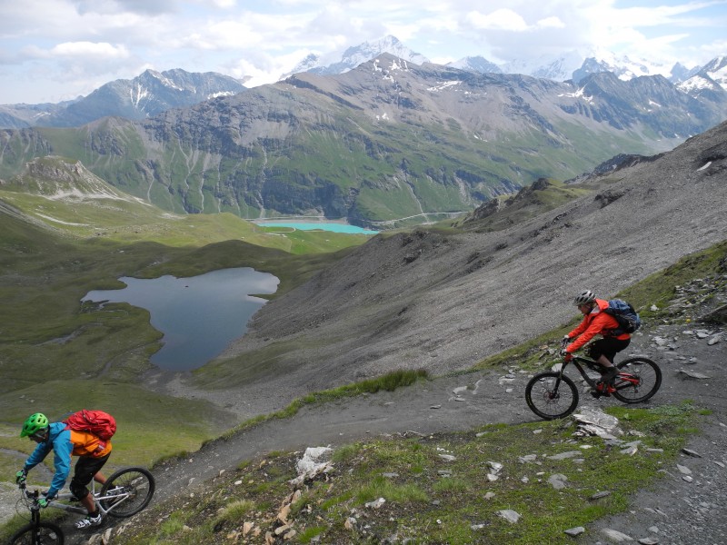 #3 trav du Valais : c trav du Valais : c'est partie pour une belle descente cool.