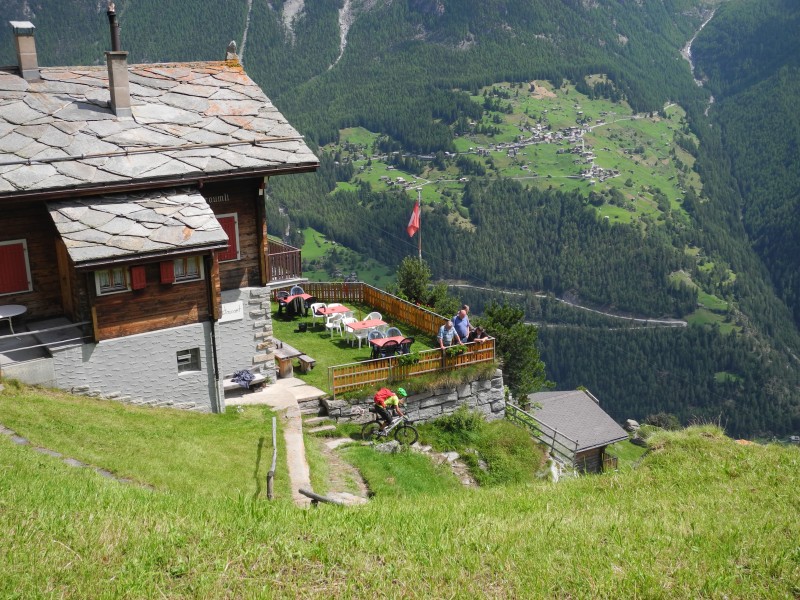 Trav du Valais : Du monde en terrasse!