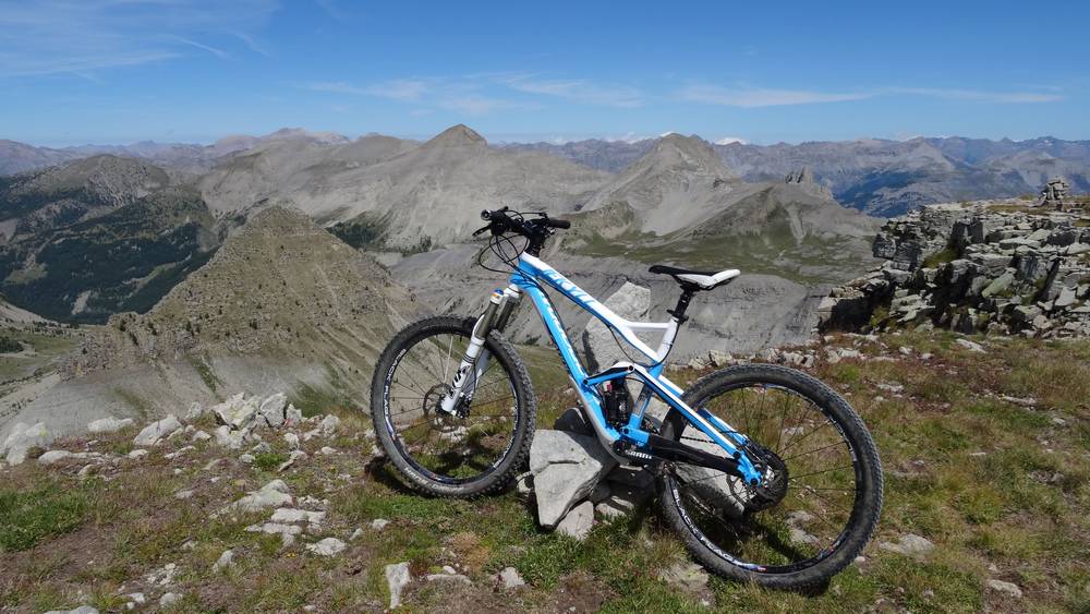 #5 Sommet du Carton : vue vers le nord, je connais rien dans le coin !! Sommet du Carton : vue vers le nord, je connais rien dans le coin !!