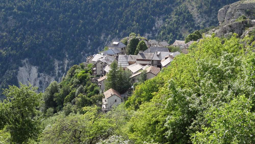 #20 Peyresq : joli final dans les marnes Peyresq : joli final dans les marnes