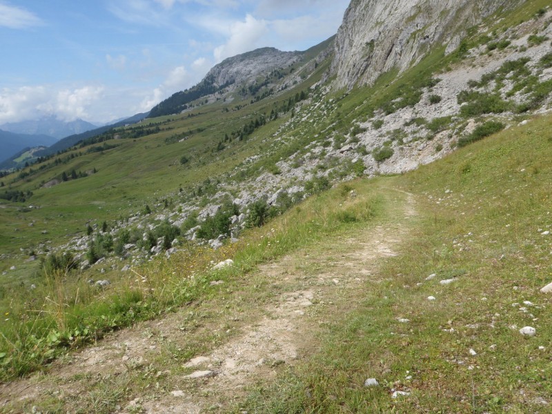 Via Ferrata : Traversée pour rejoindre le sentier de l'Aguille Verte "50% cyclable à cause des obstacles". Sur la droite Via Ferrata.