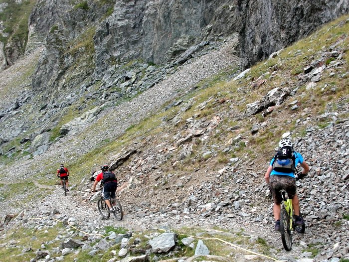 Caillasses Belledonniennes : Cela roule oui mais des caillasses quand même