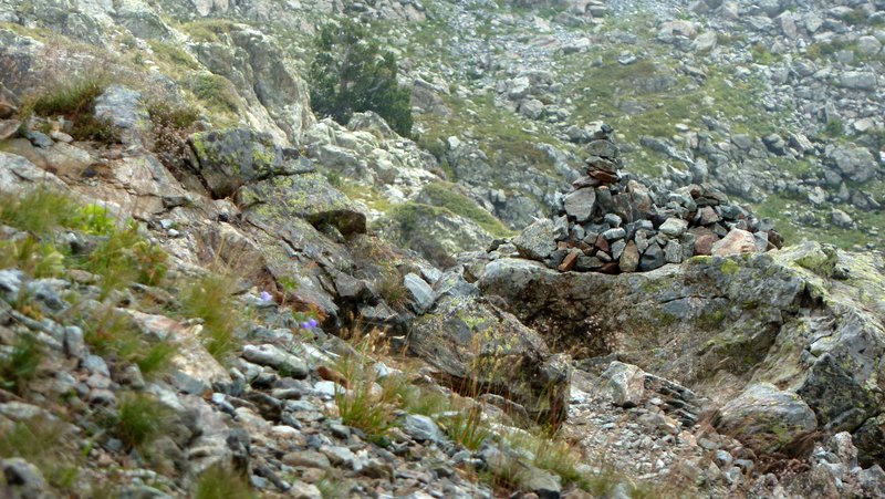 Cailloux donc cairn : C'est bien balisé