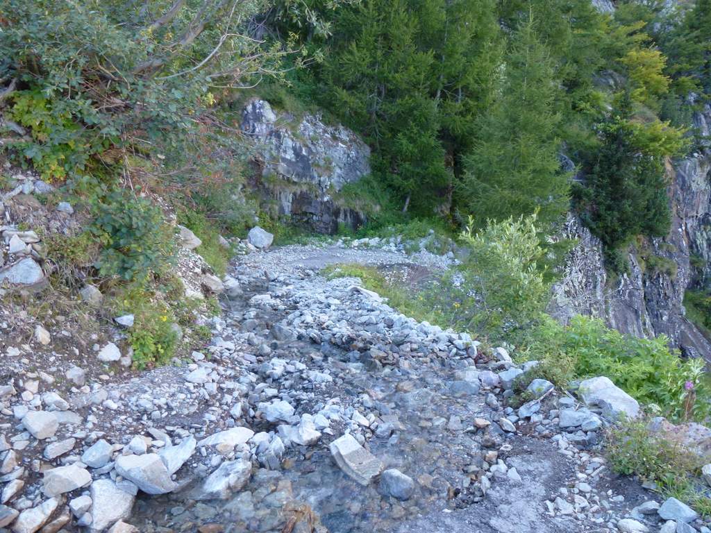 Van d'en Haut : La magnifique piste qui descend sur Van d'en Haut