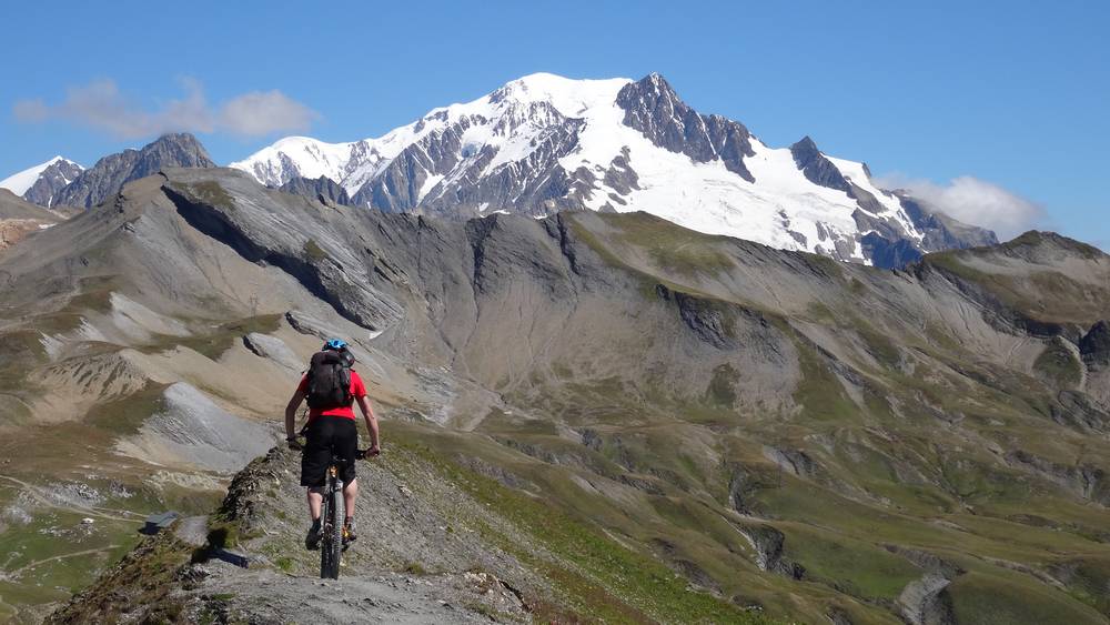 Manu : On plonge sur le refuge de la Croix du Bonhomme