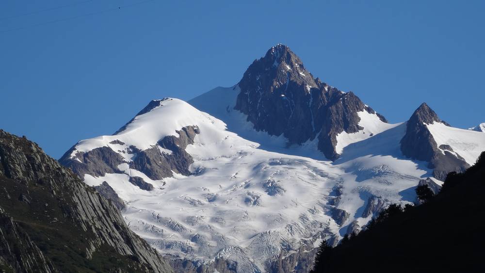 Aiguille des Glaciers : Toujours pas faite à skis