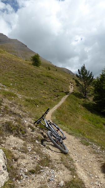 Sentier Montée : En route vers le Col des Estronques