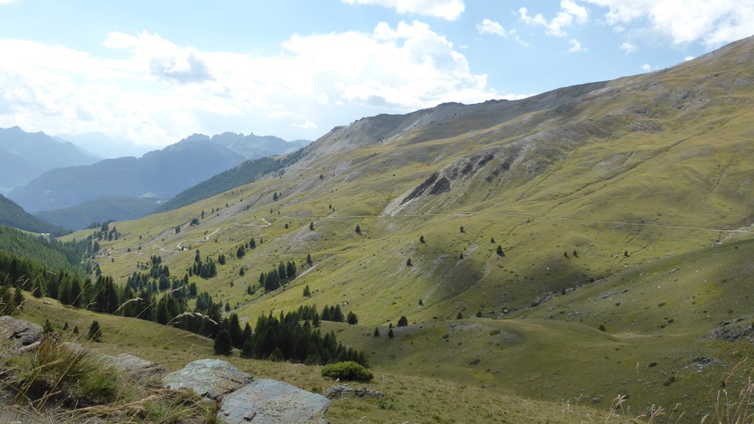 Sentier Balcon : On peut aussi monter par la piste