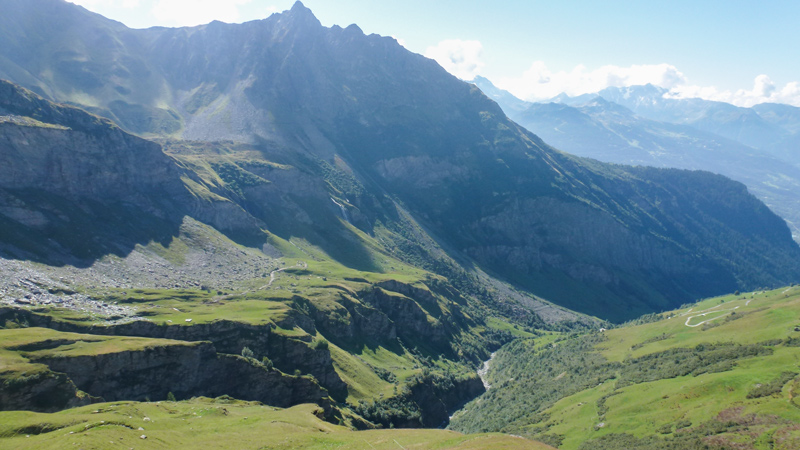 Aiguille du Clapet : Surplombe l'imposant plan de Beaupré