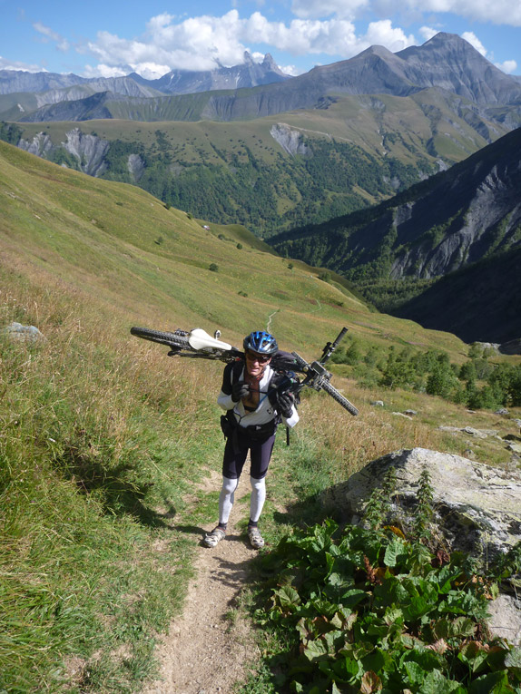 Jour 1 : Zone de portage vers le col Nord des Lacs