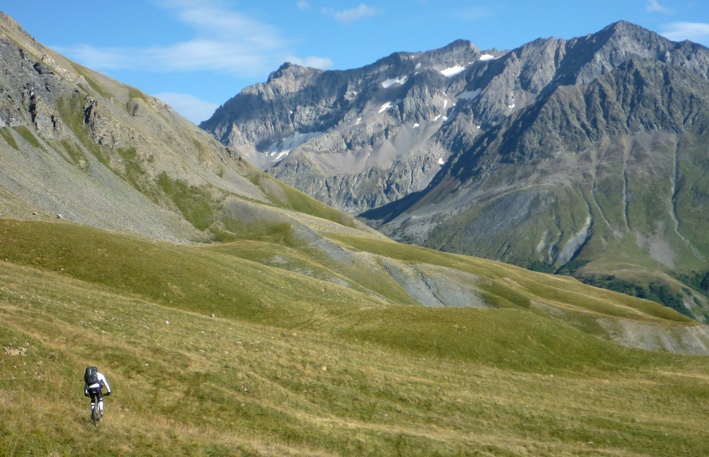 #17 Jour 2 : Plus de sentier pour rejoindre le col du Lautaret Jour 2 : Plus de sentier pour rejoindre le col du Lautaret