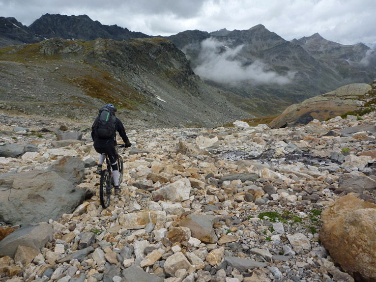 Jour 4 : On reprend du service en freeride, mais sur les cailloux