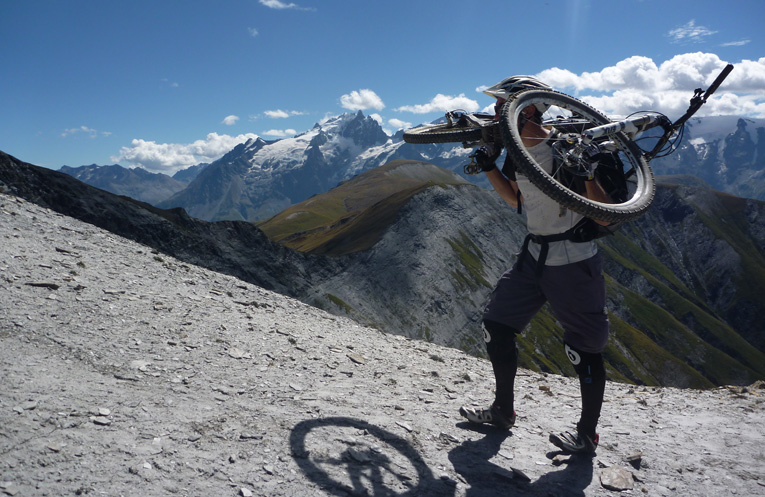 Jour 2 : Portage raide vers la Tête du Vallon