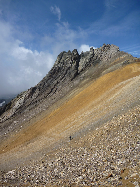 #32 Jour 4 : Traversée iréelle vers le col de la Chapelle Jour 4 : Traversée iréelle vers le col de la Chapelle